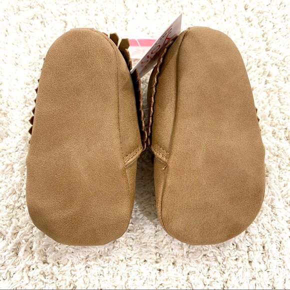 NWT Carter’s Brown Moccasins sz 3-6 months - Picture 4 of 4